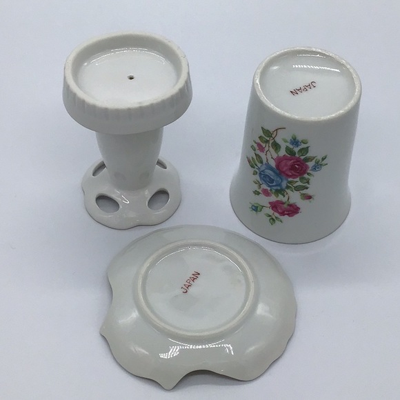 Vintage Porcelain Bathroom Set - Picture 2 of 10